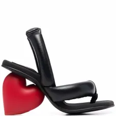 Босоножки Love на скульптурном каблуке Босоножки Love на скульптурном каблуке