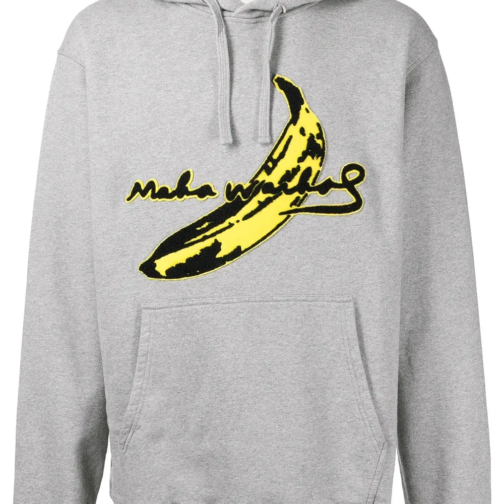 Худи с нашивкой-логотипом