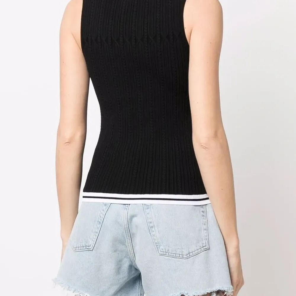 Топ с вышитым логотипом