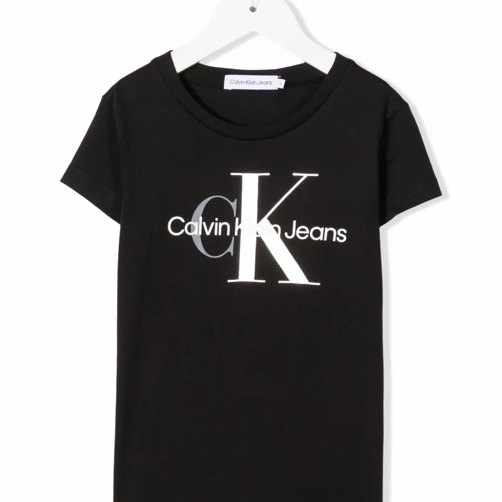 Футболка из джерси с логотипом