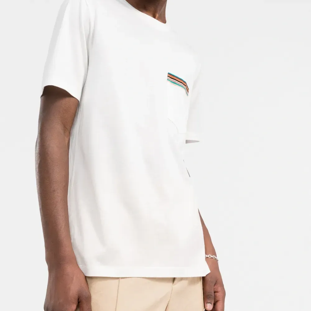 Футболка с карманом