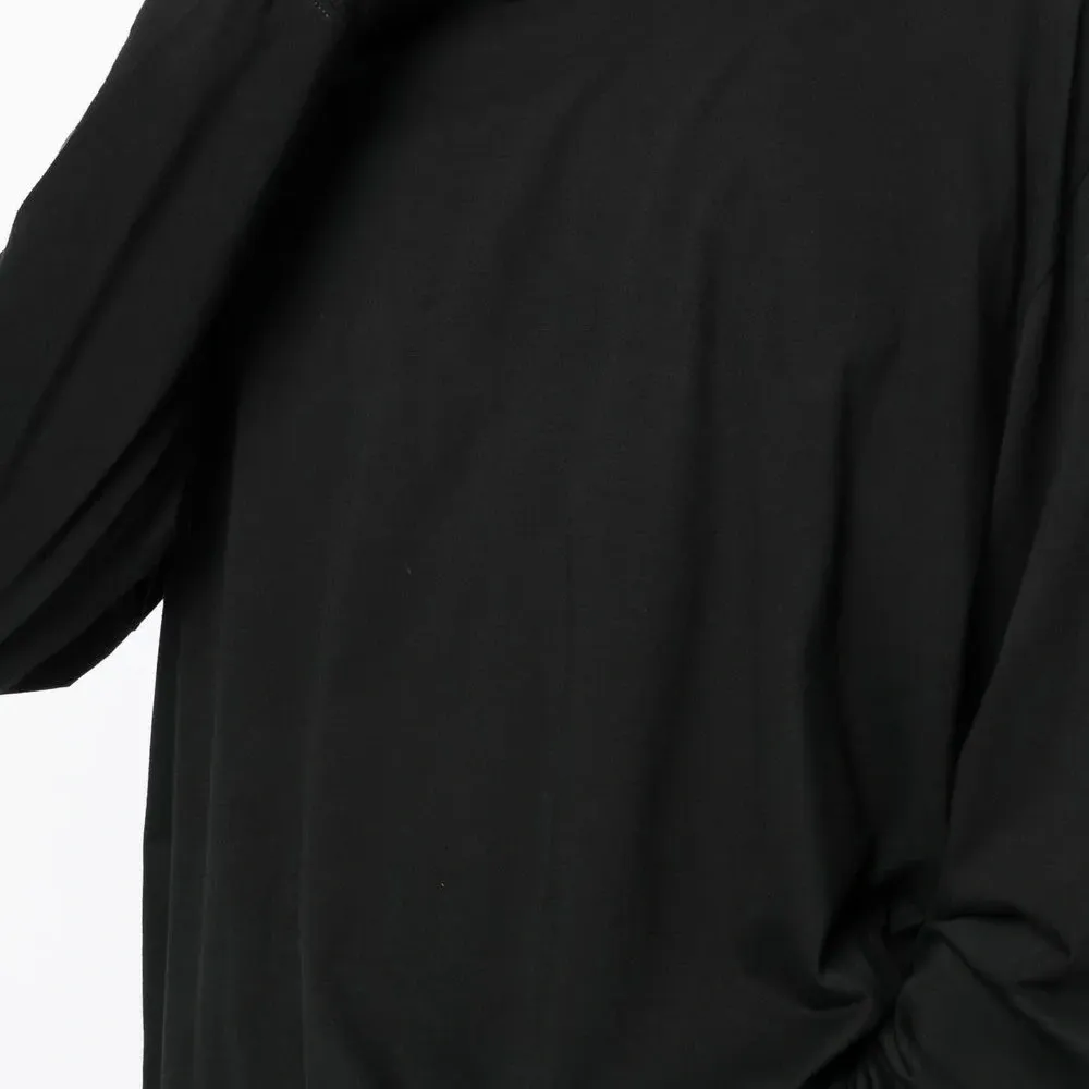 футболка с круглым вырезом