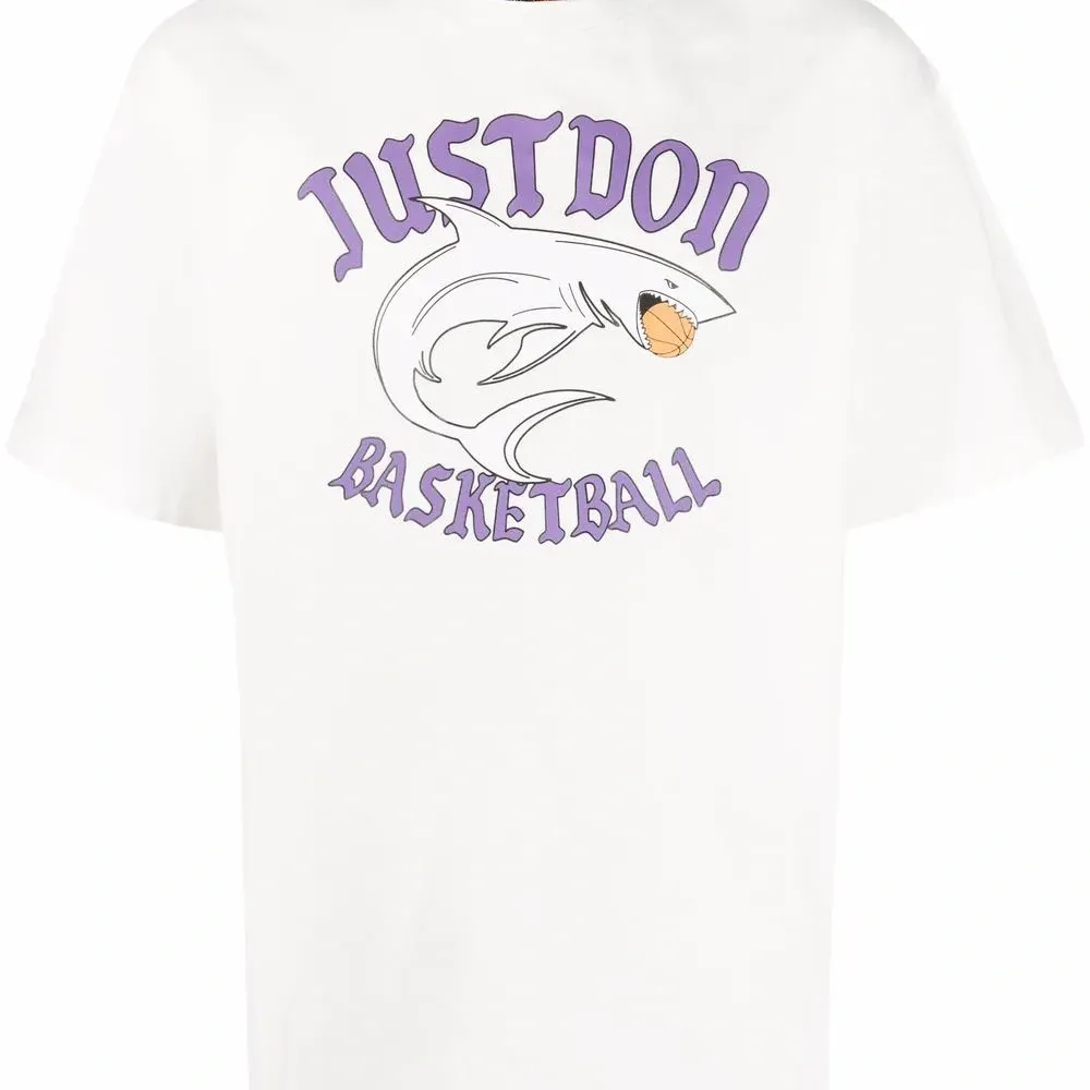 Футболка с логотипом