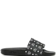 Шлепанцы с монограммой