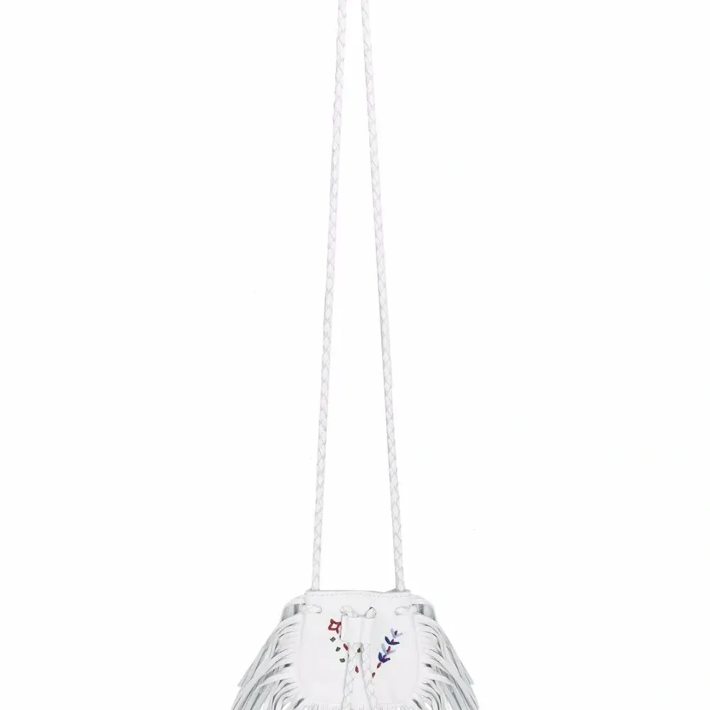 Клатч с кисточкой