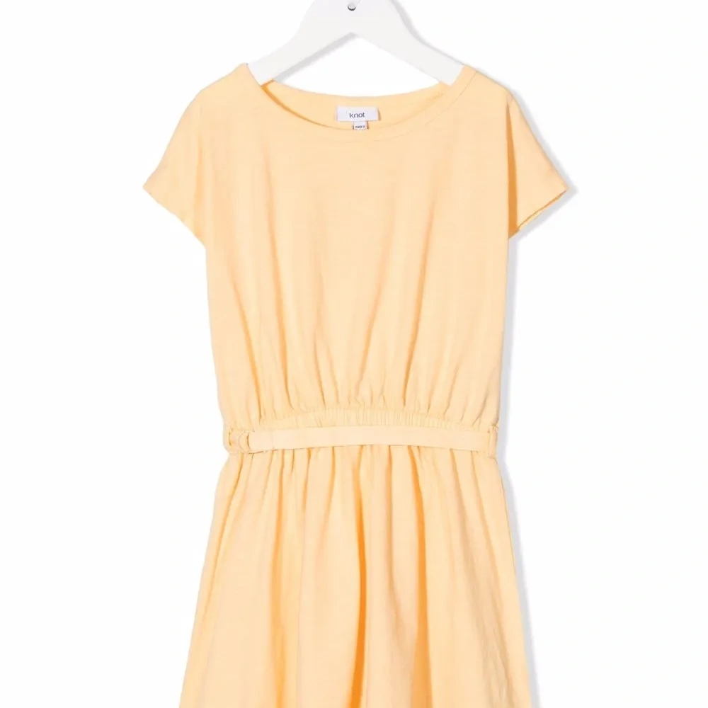 Полосатое платье-футболка с поясом