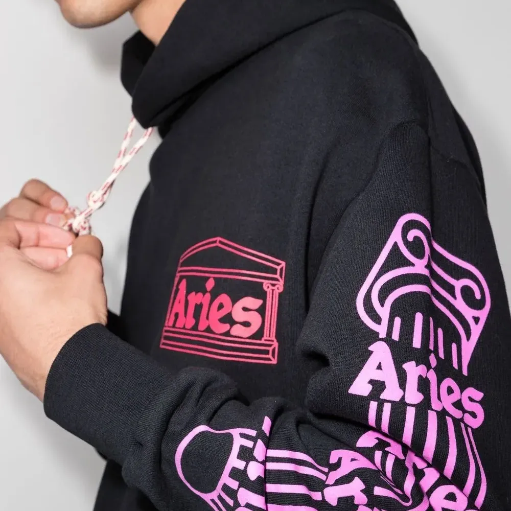 Худи с кулиской и логотипом