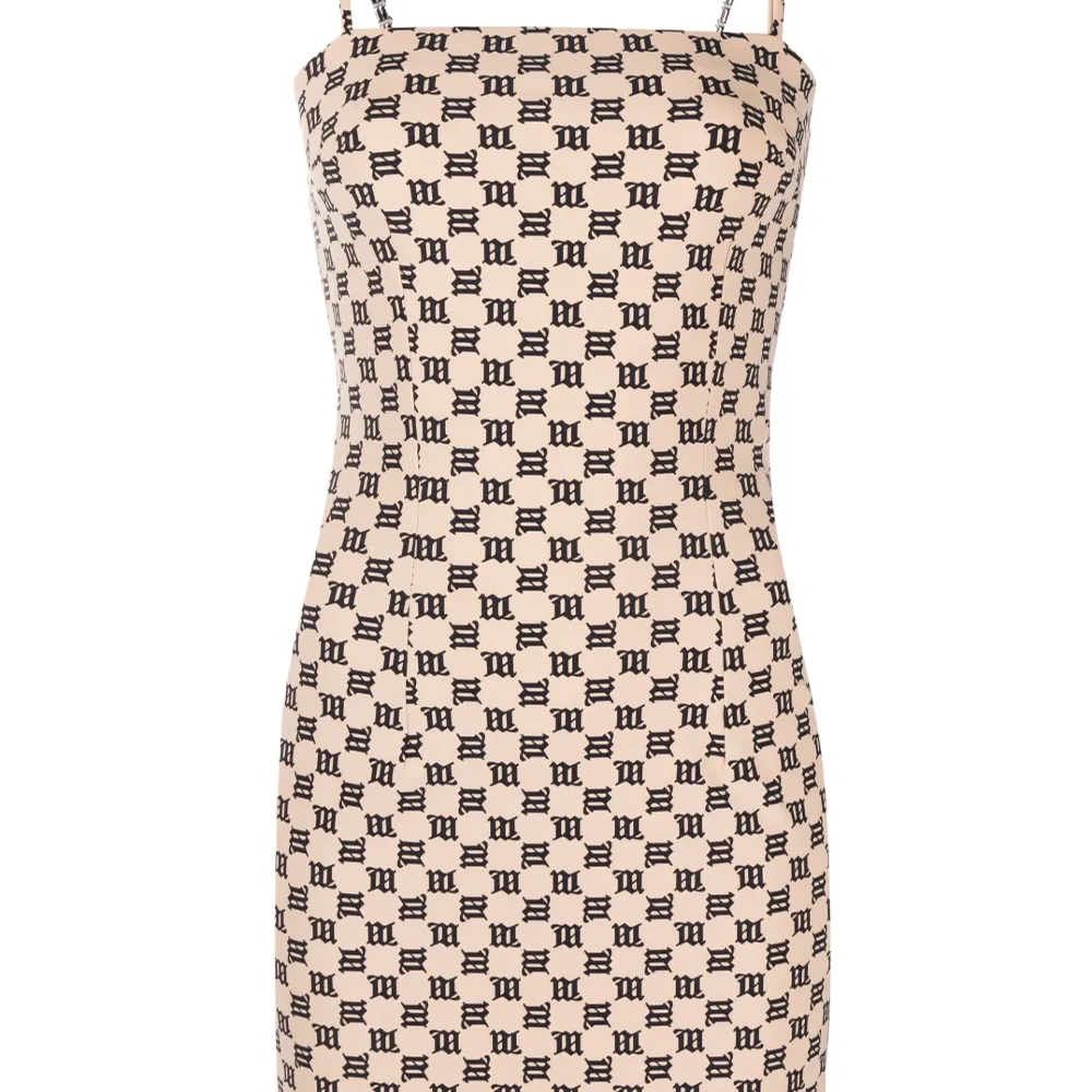 Платье мини с монограммой