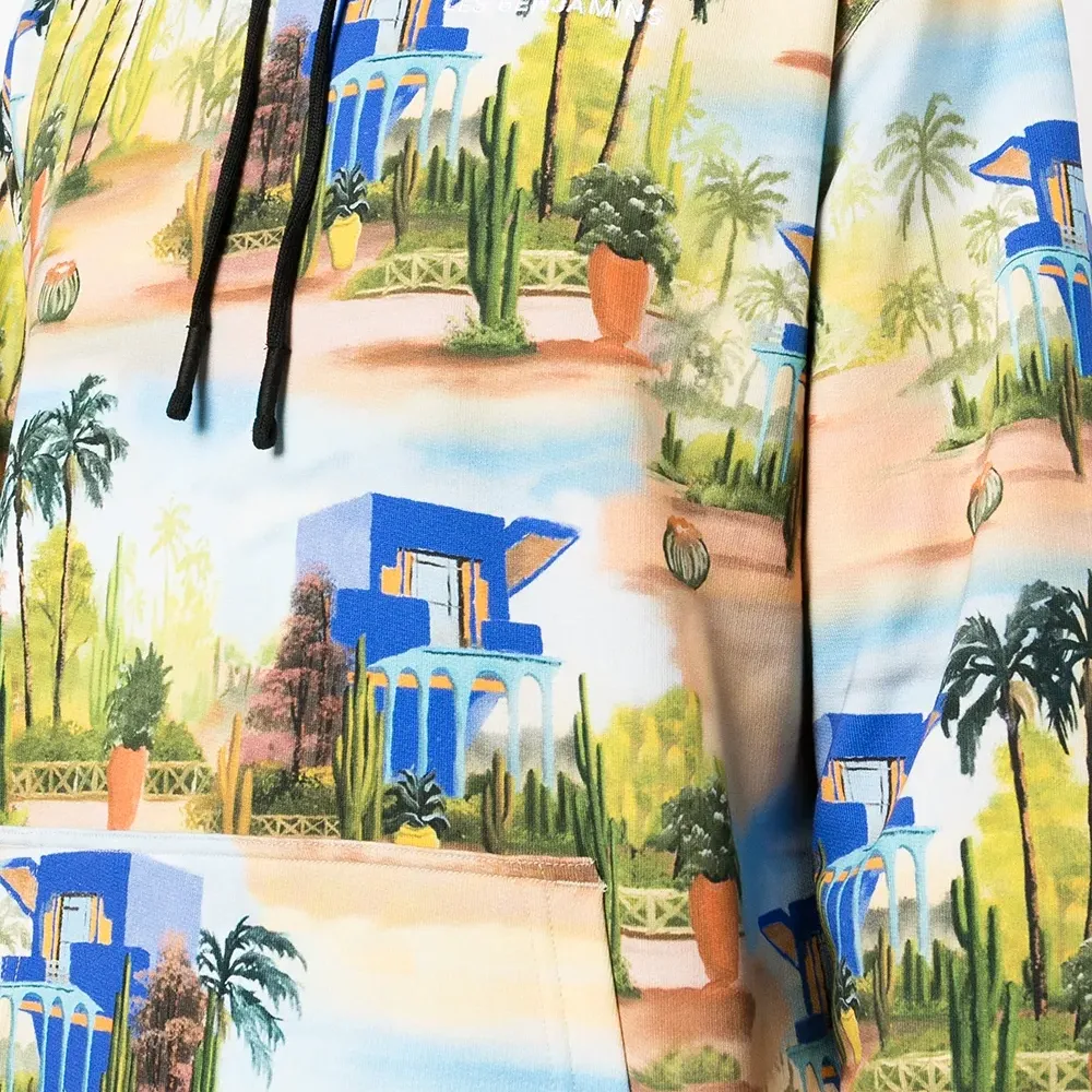 Худи с кулиской и графичным принтом