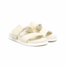 Сандалии с закругленным носком