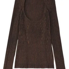 Джемпер в рубчик с U-образным вырезом