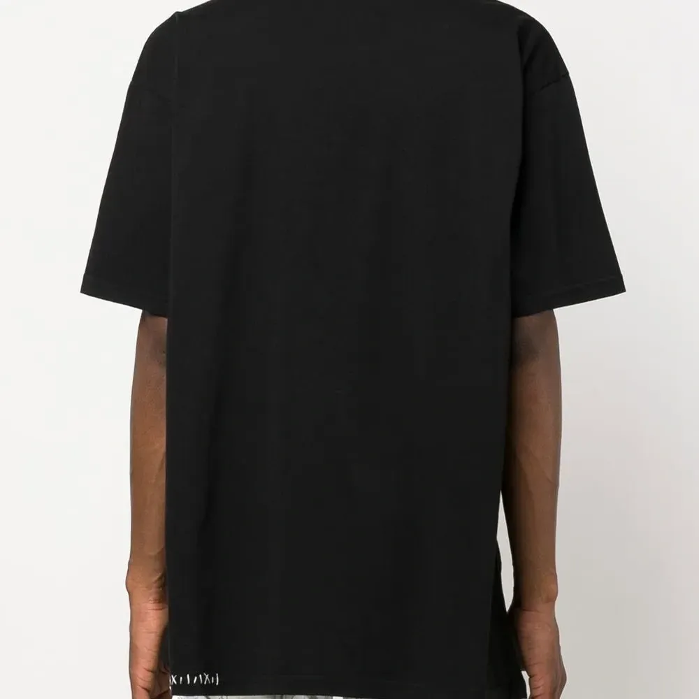 Футболка с логотипом