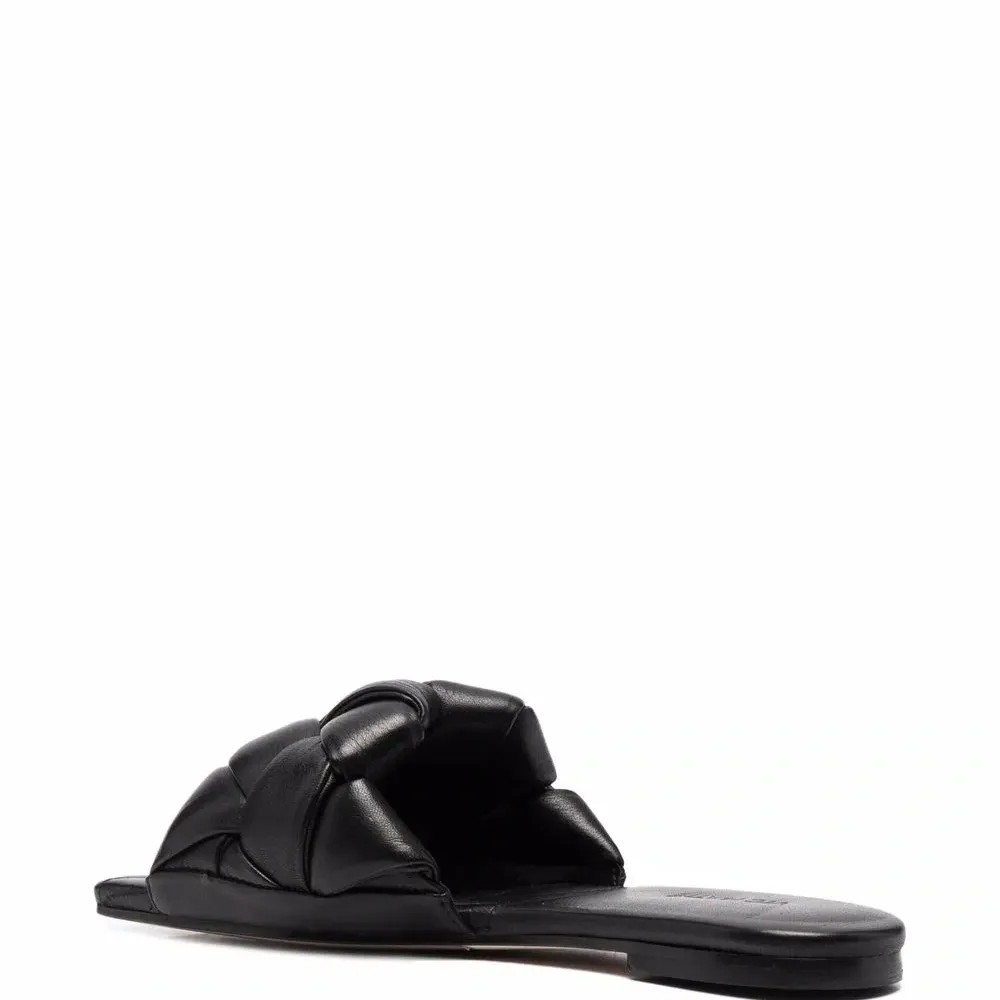 Сандалии с квадратным носком