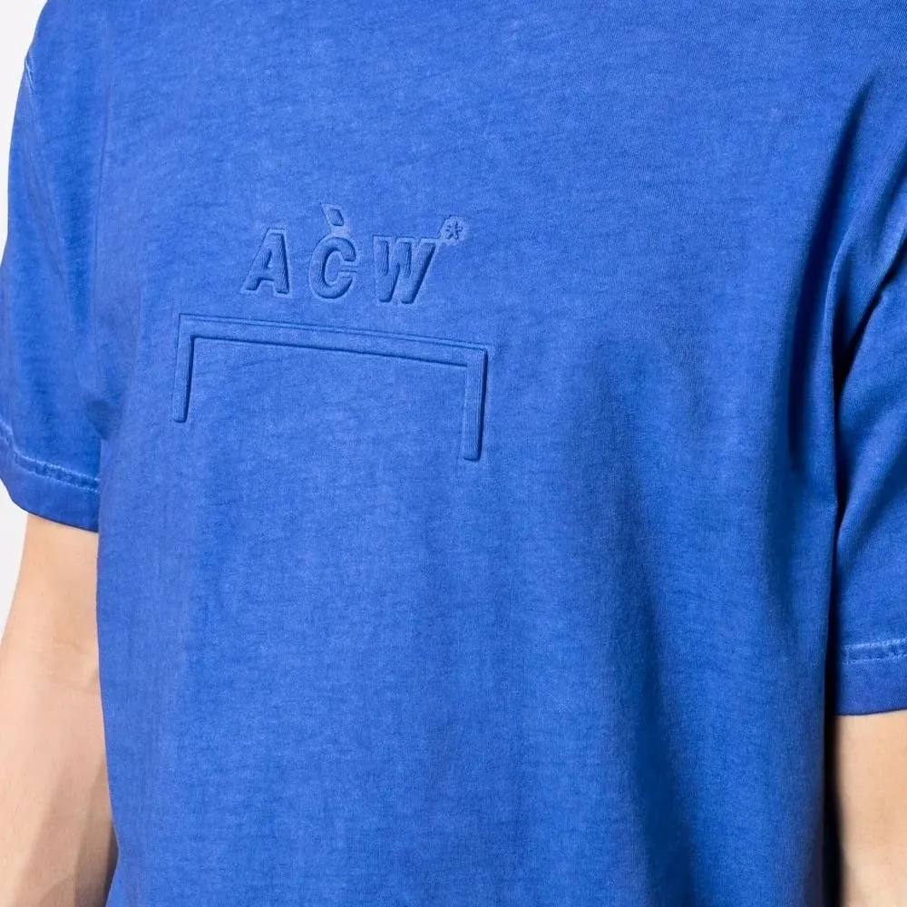 Футболка с вышитым логотипом