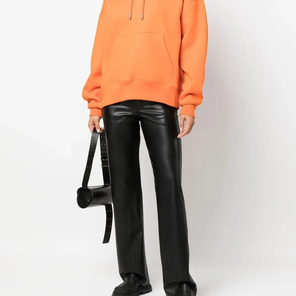 Худи с кулиской и вышивкой