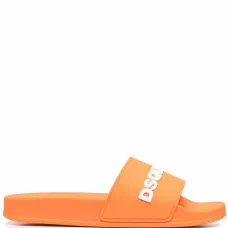 Шлепанцы с логотипом