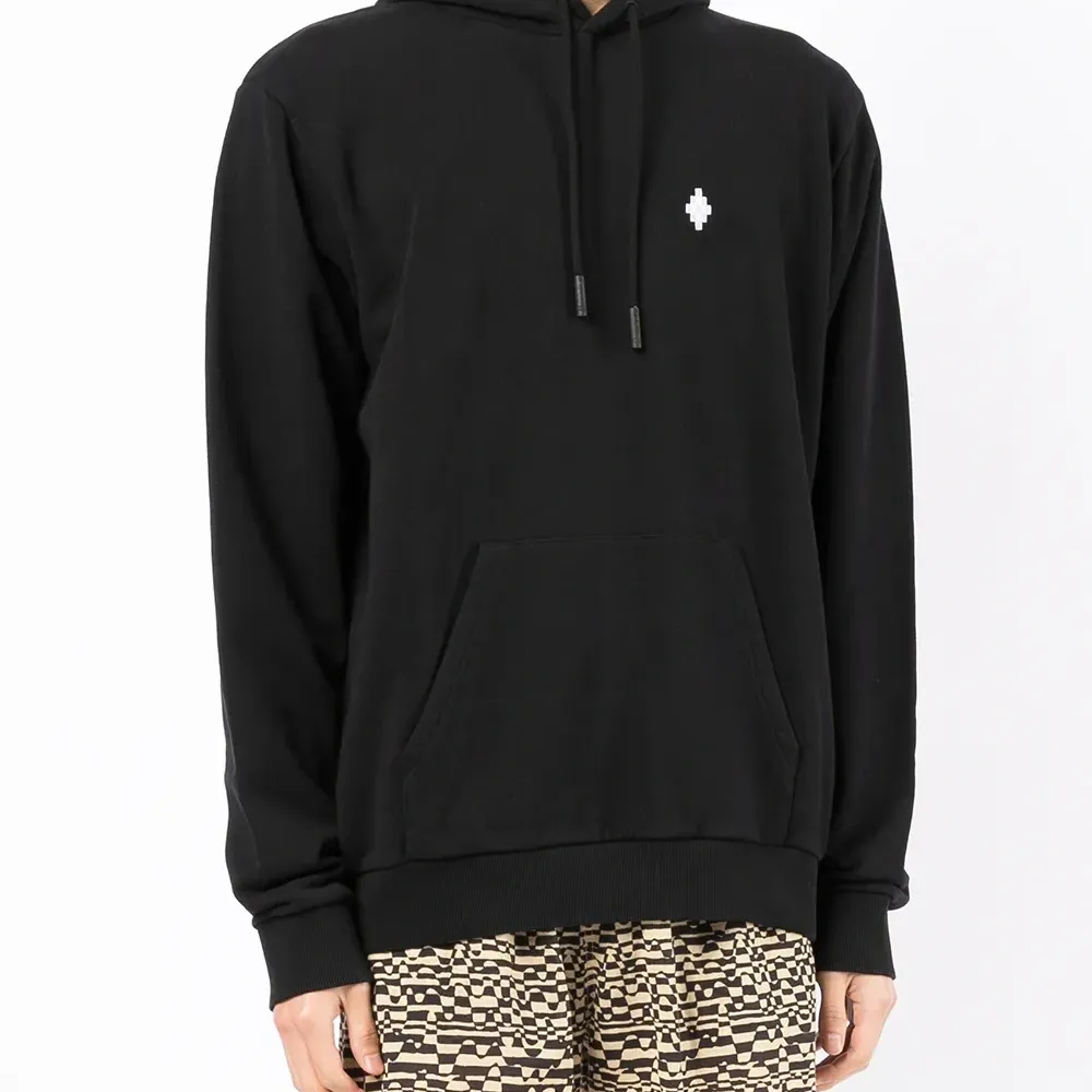 Худи с кулиской и логотипом