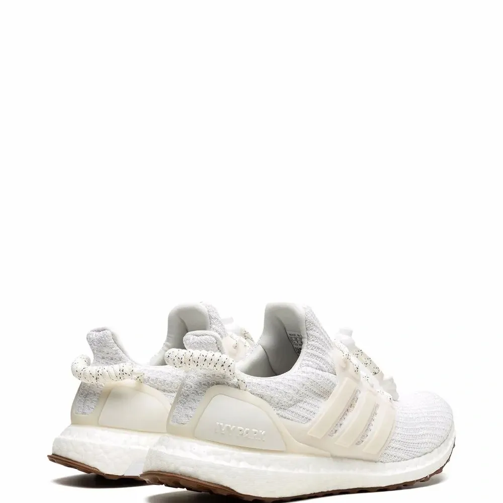 Кроссовки UltraBoost 4.0