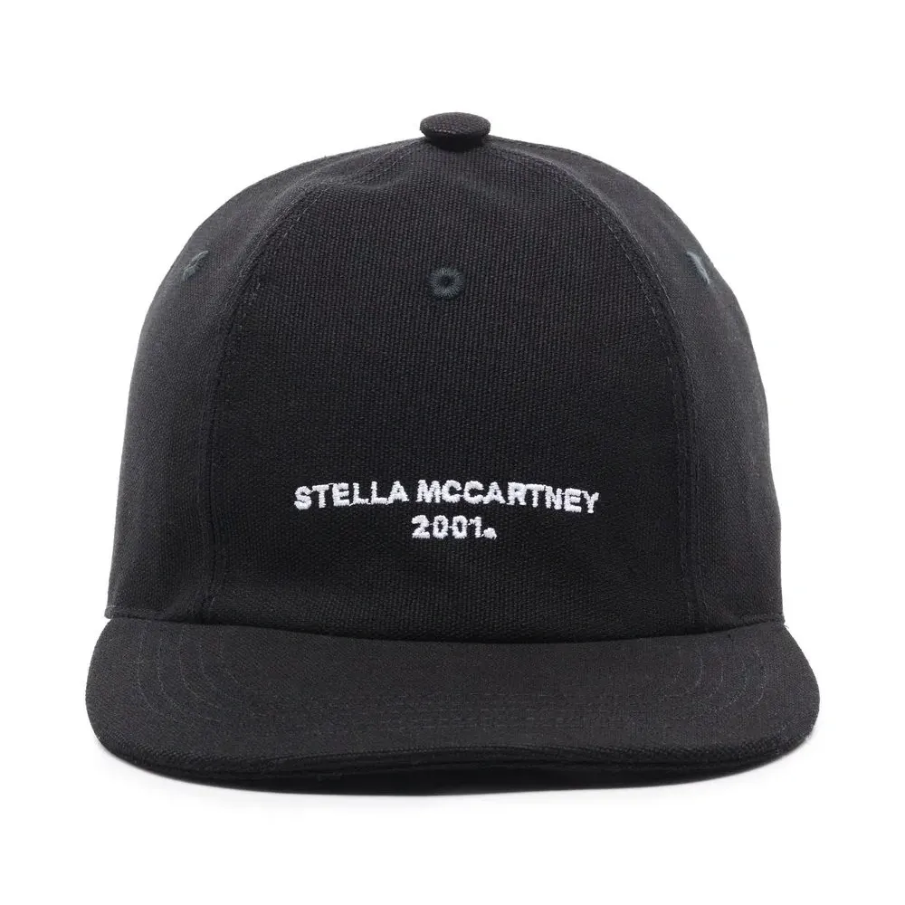 Бейсболка с вышитым логотипом