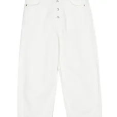 Прямые джинсы с декоративными пуговицами