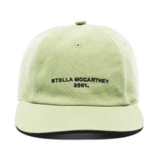 Бейсболка с вышитым логотипом