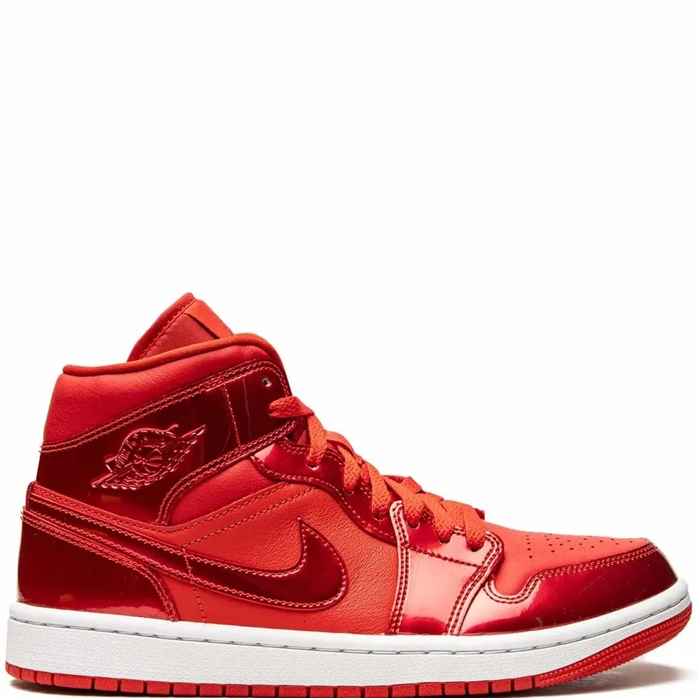 Кроссовки Air Jordan 1 Mid