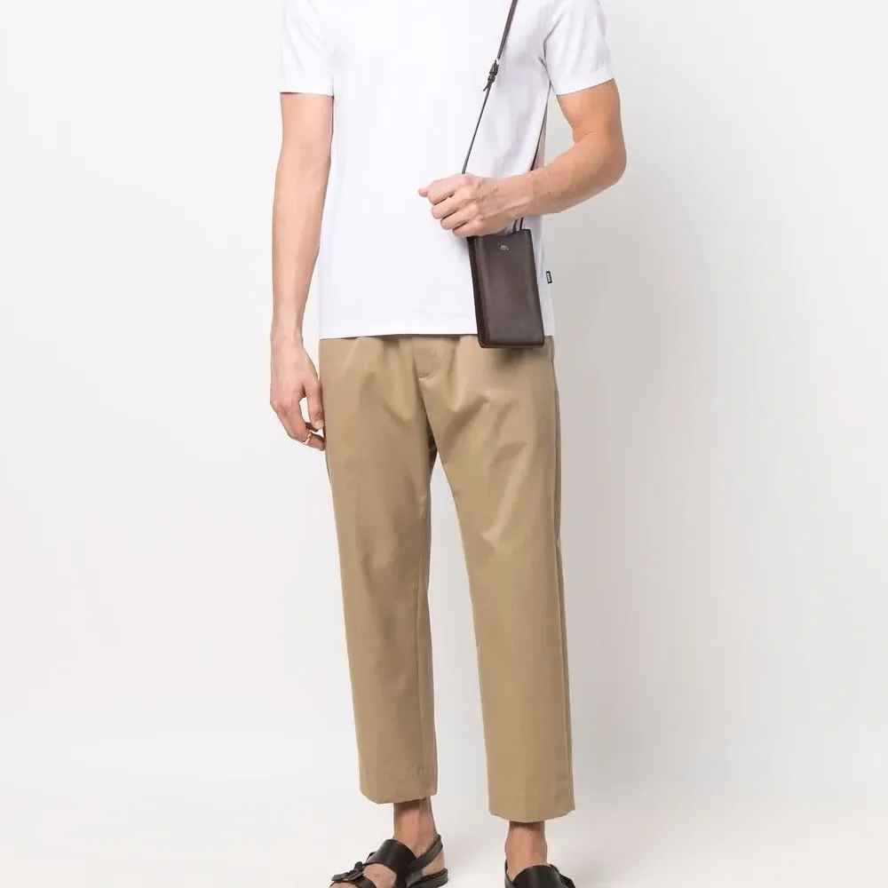 Футболка с круглым вырезом