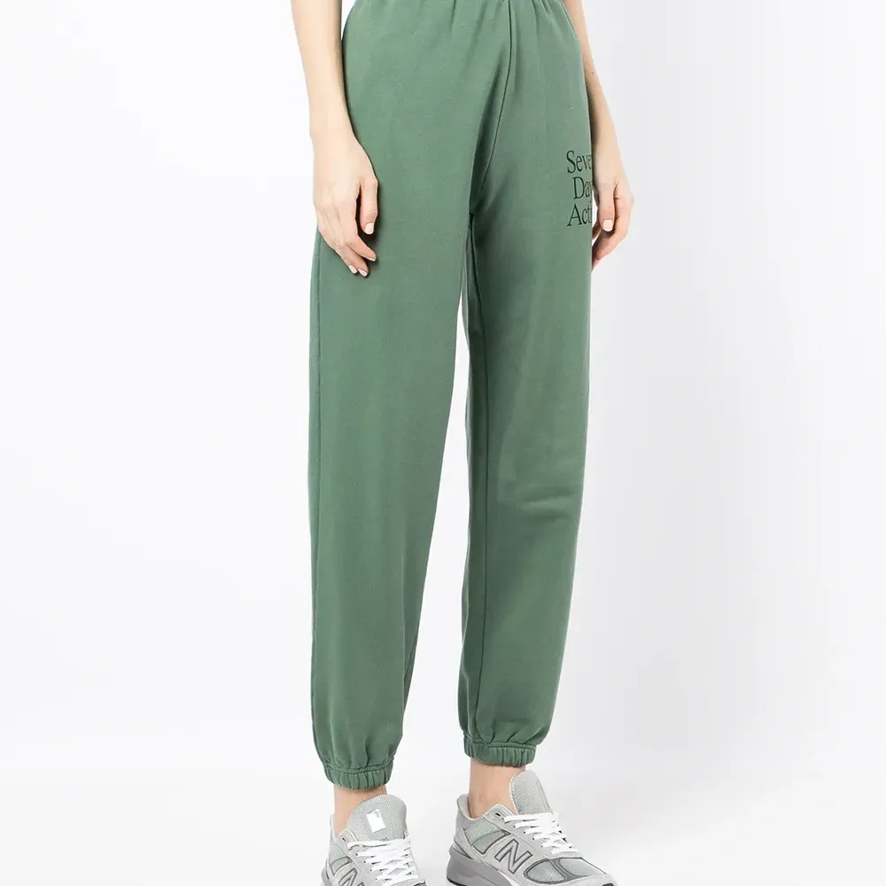 Спортивные брюки с логотипом