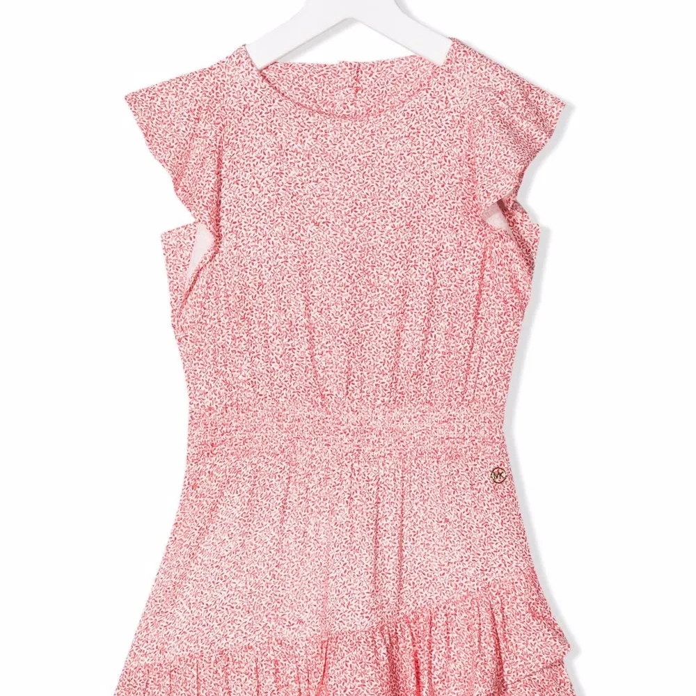 Платье с оборками