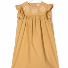 Платье с оборками на рукавах