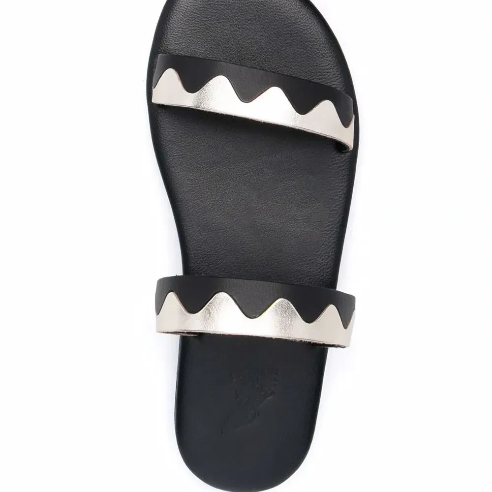 Шлепанцы Paralia с узором зигзаг Шлепанцы Paralia с узором зигзаг