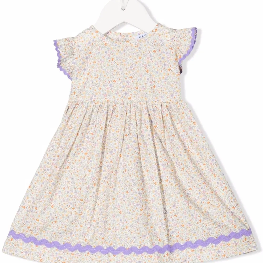 Платье без рукавов с цветочным принтом