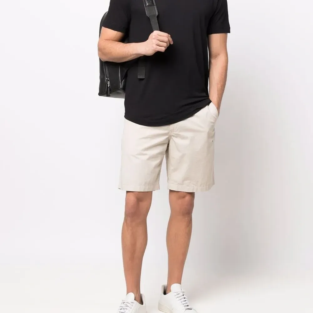 Однотонная футболка