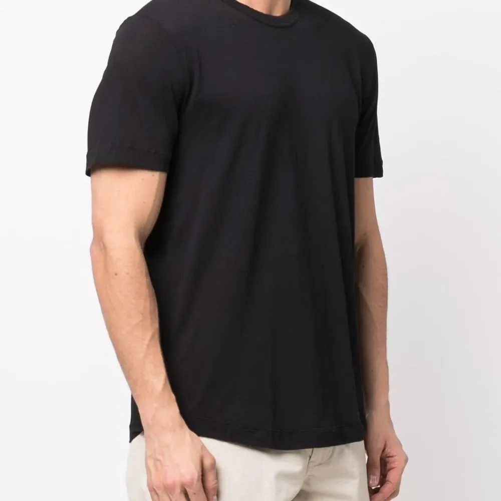 Однотонная футболка