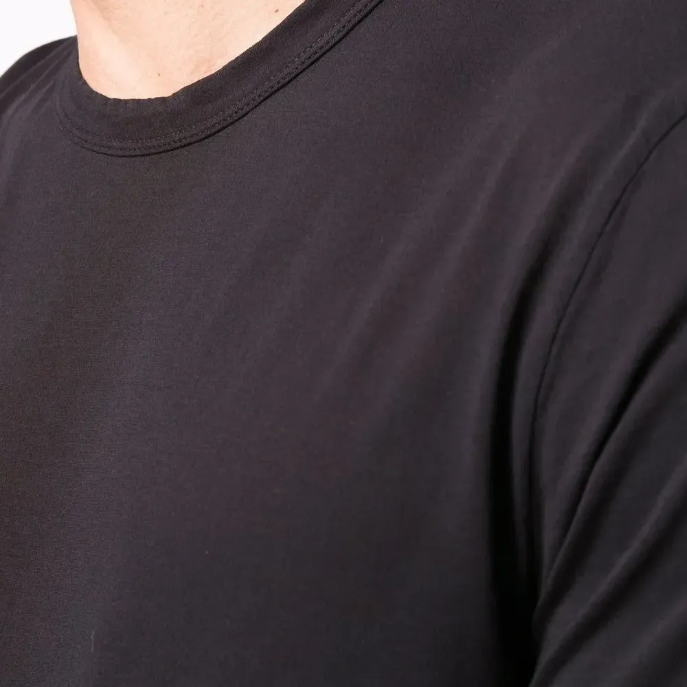 Однотонная футболка