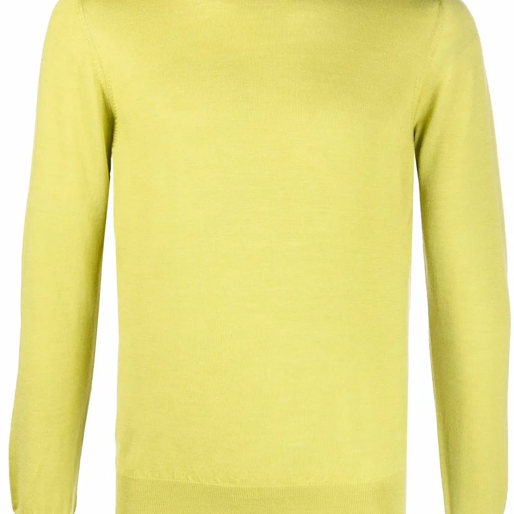 Джемпер тонкой вязки