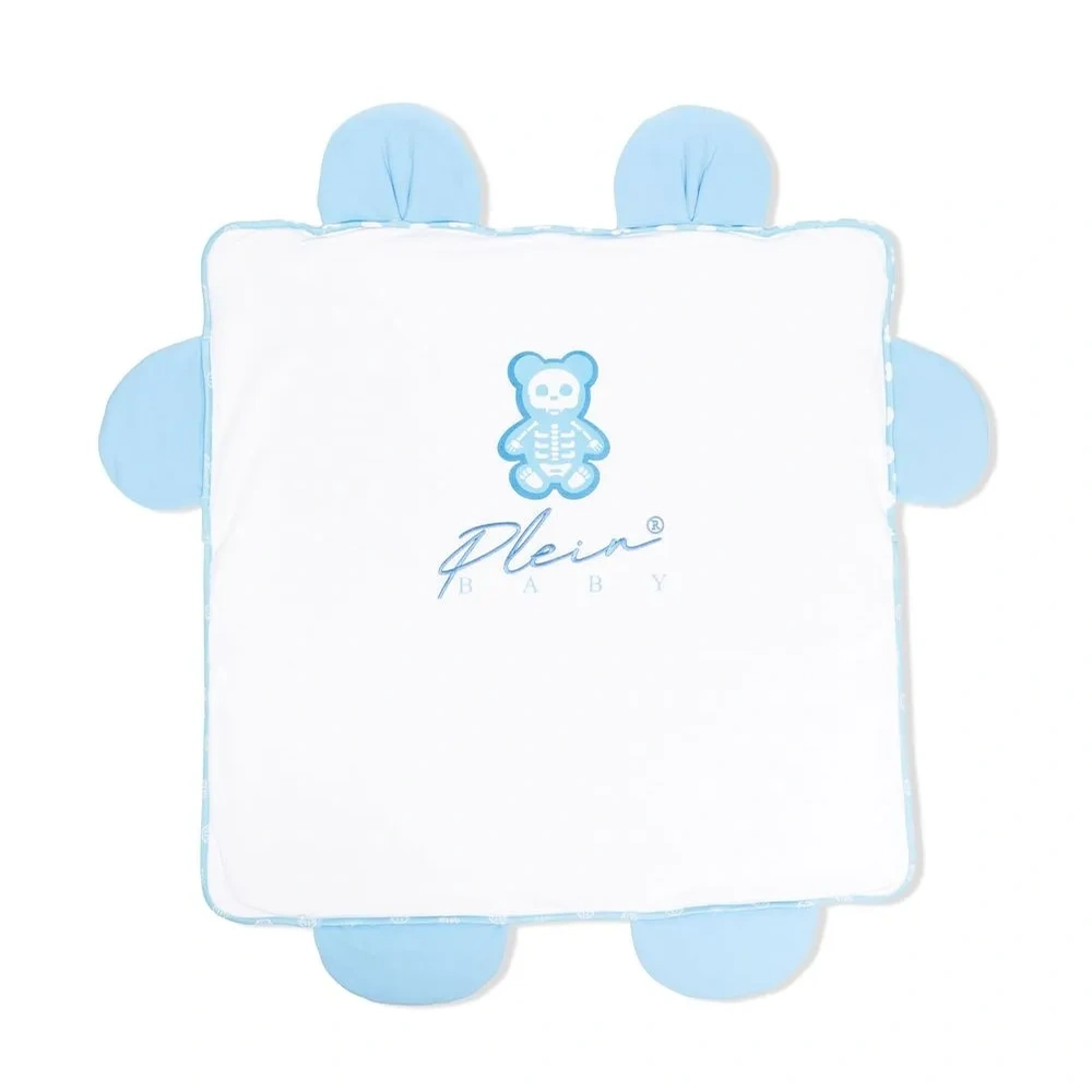 Одеяло с вышитым логотипом