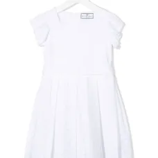 Плиссированное платье с короткими рукавами