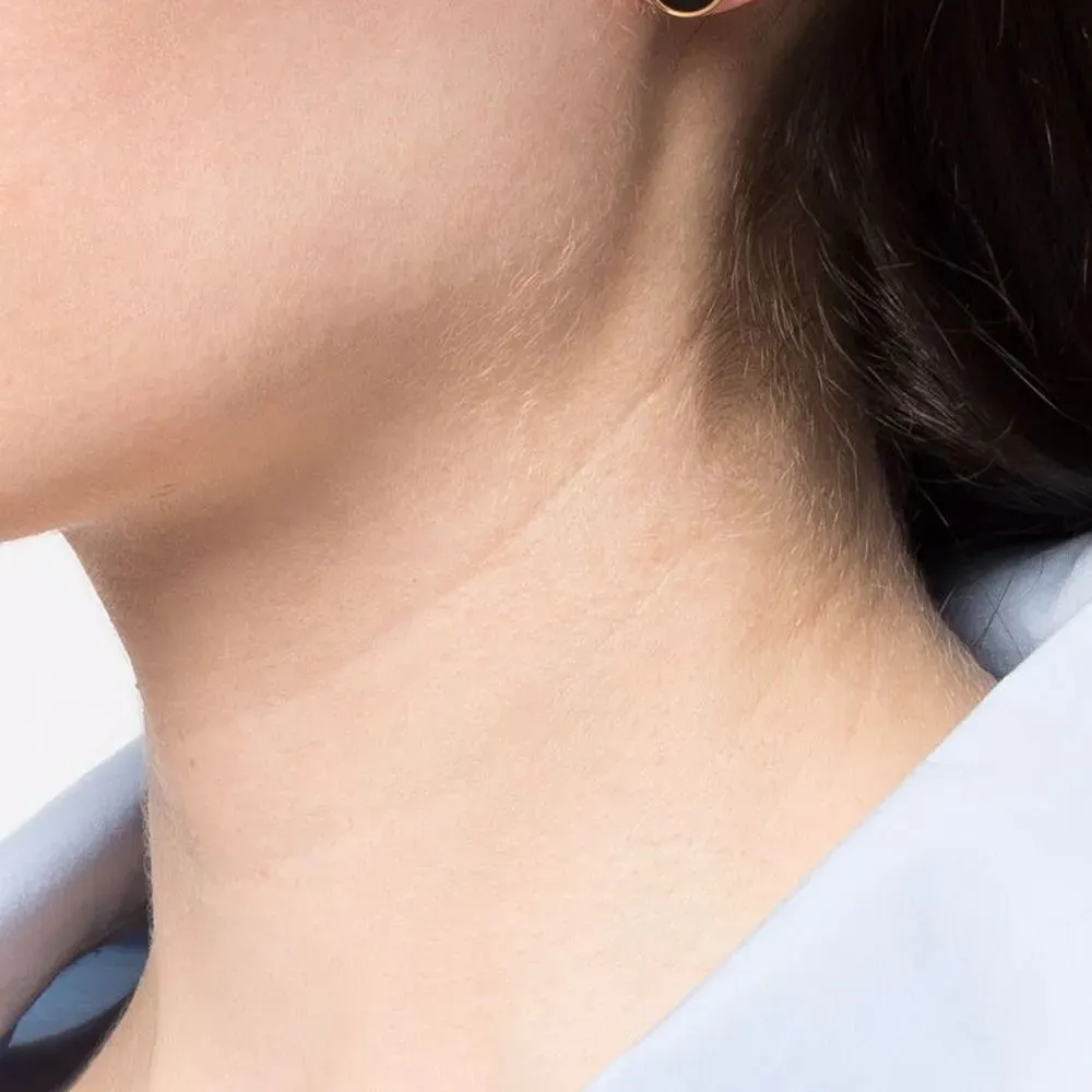 Серьги-гвоздики Kira