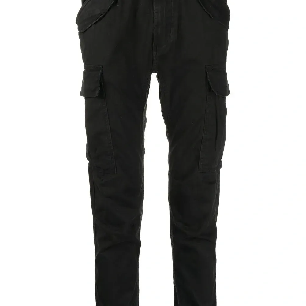 Брюки с карманами