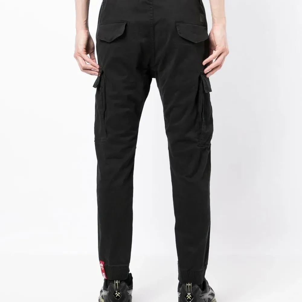 Брюки с карманами