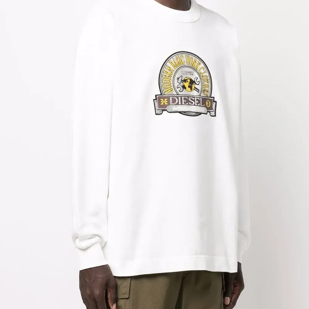 Толстовка с графичным принтом