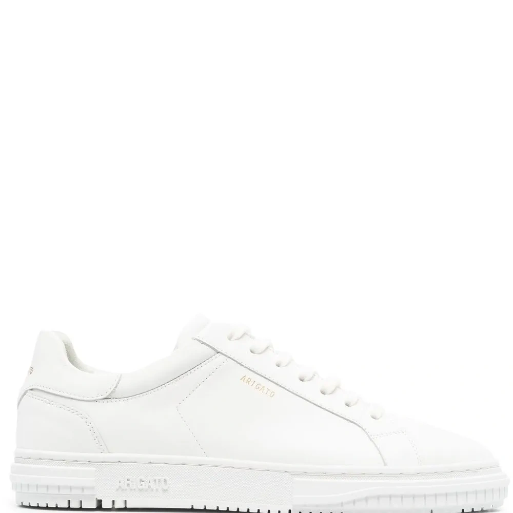 Кроссовки с логотипом