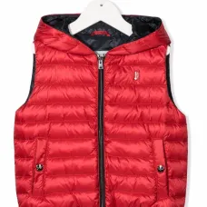 Дутый жилет с капюшоном