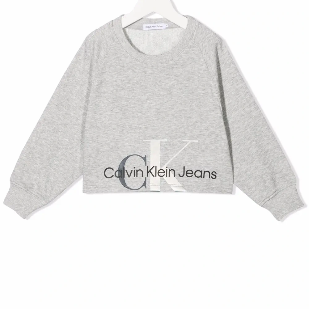 Укороченная толстовка с логотипом