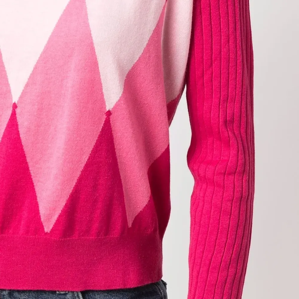 Джемпер вязки интарсия с узором аргайл