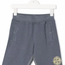 Шорты-бермуды с вышитым логотипом