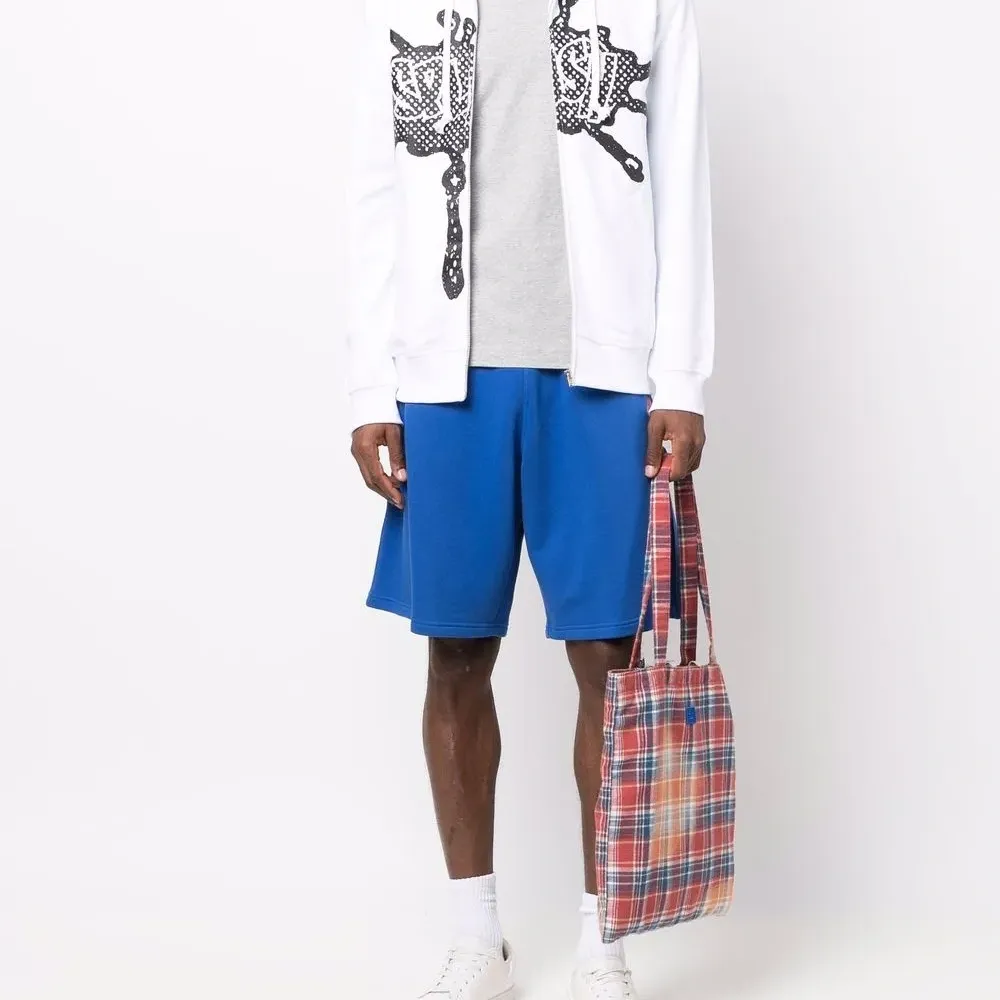 Футболка с круглым вырезом