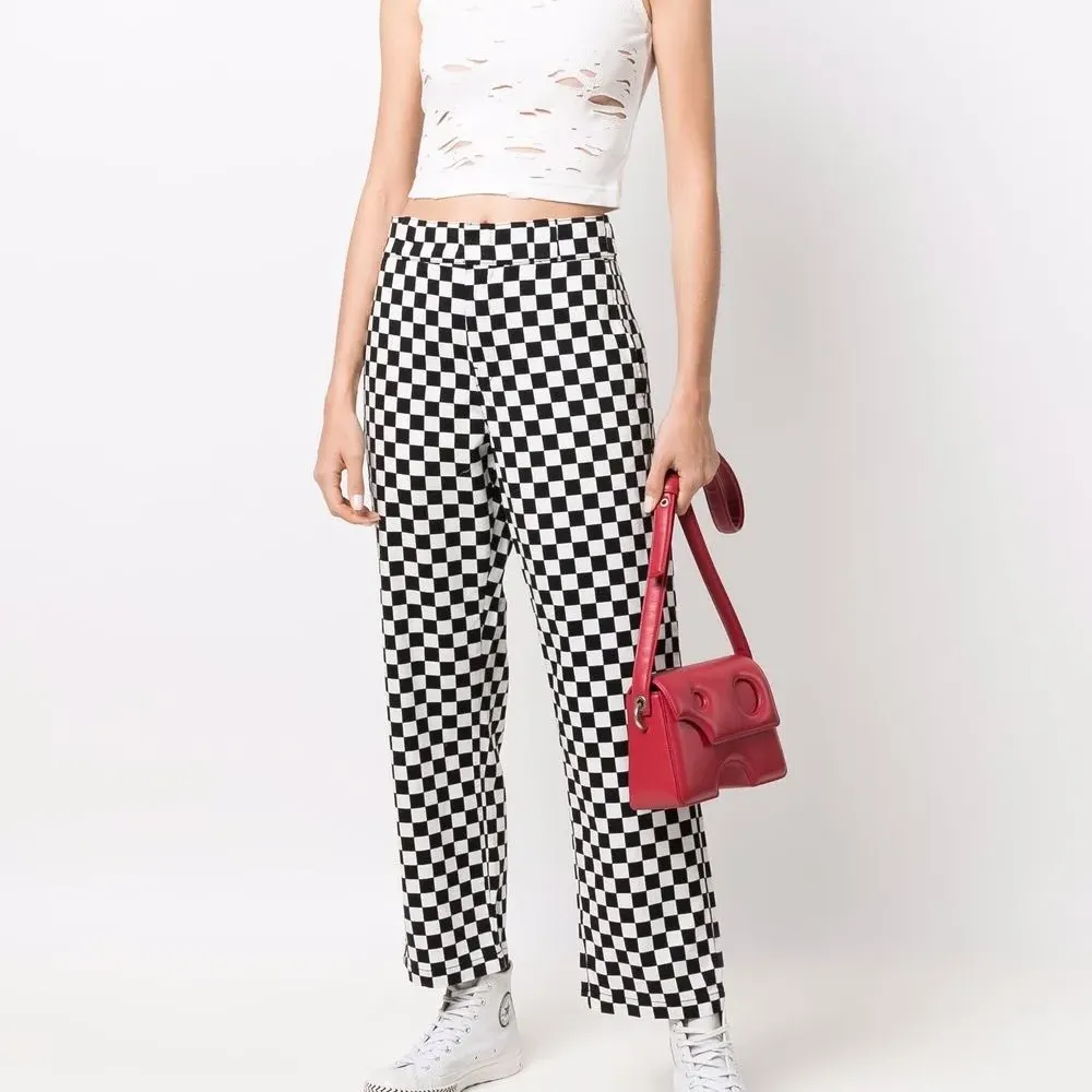 Топ без рукавов