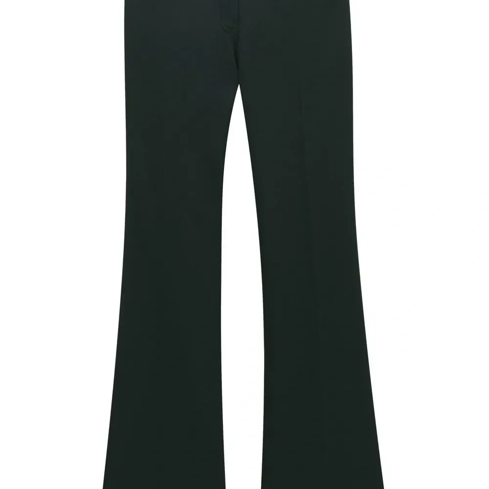 Широкие брюки с завышенной талией